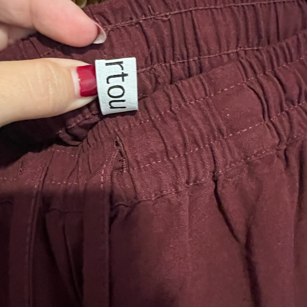 Maroon Pants - Picture 4 of 5